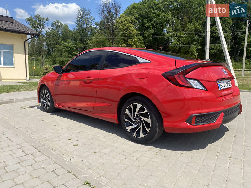 Купе Honda Civic 2016 в Львове