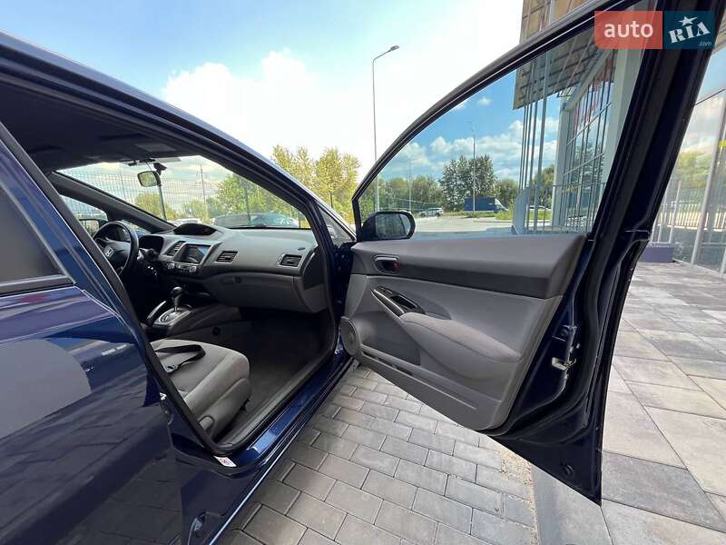 Седан Honda Civic 2008 в Киеве