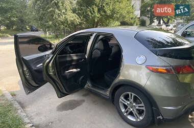Хэтчбек Honda Civic 2007 в 