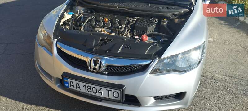 Седан Honda Civic 2011 в Києві