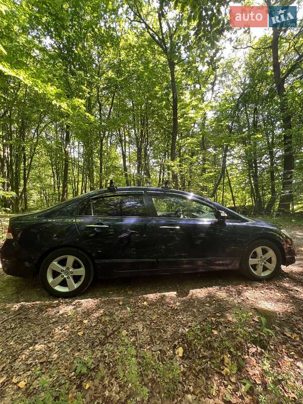 Седан Honda Civic 2008 в Ивано-Франковске