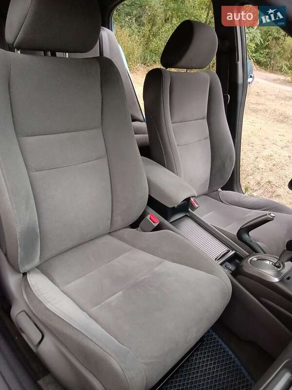 Седан Honda Civic 2006 в Дніпрі