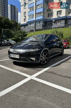 Хэтчбек Honda Civic 2007 в Киеве
