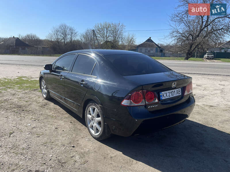 Седан Honda Civic 2006 в Чутовому фото 7 Седан Honda Civic 2006 в Чутовому