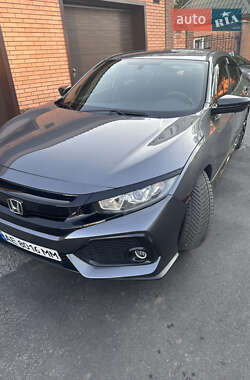 Хэтчбек Honda Civic 2016 в 