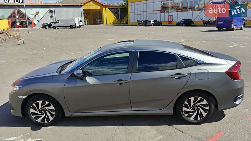 Седан Honda Civic 2018 в Житомирі