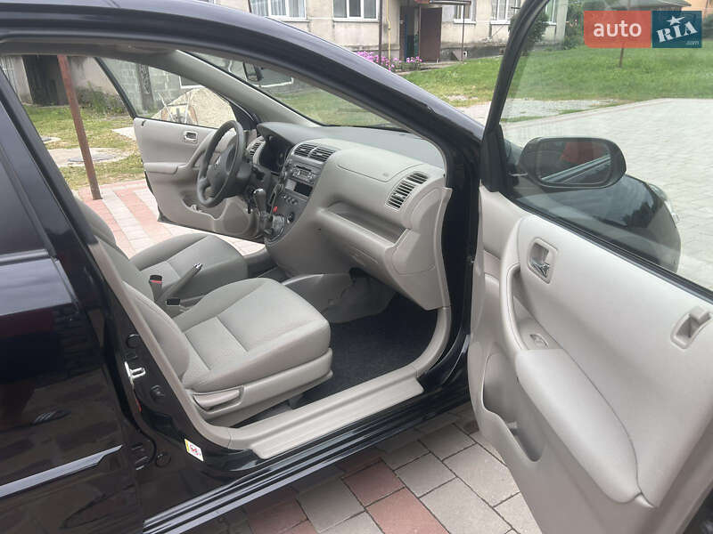 Хетчбек Honda Civic 2004 в Бучачі фото 12 Хетчбек Honda Civic 2004 в Бучачі