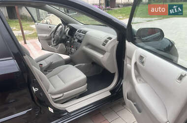 Хэтчбек Honda Civic 2004 в 
