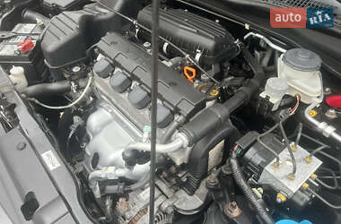 Хэтчбек Honda Civic 2004 в 