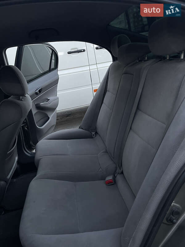 Седан Honda Civic 2008 в Львове