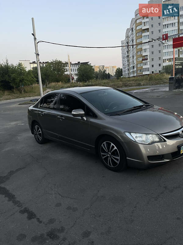 Седан Honda Civic 2008 в Львове