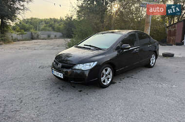 Седан Honda Civic 2008 в Днепре