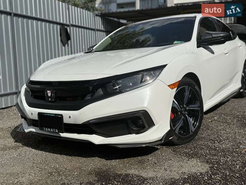 Седан Honda Civic 2019 в Днепре