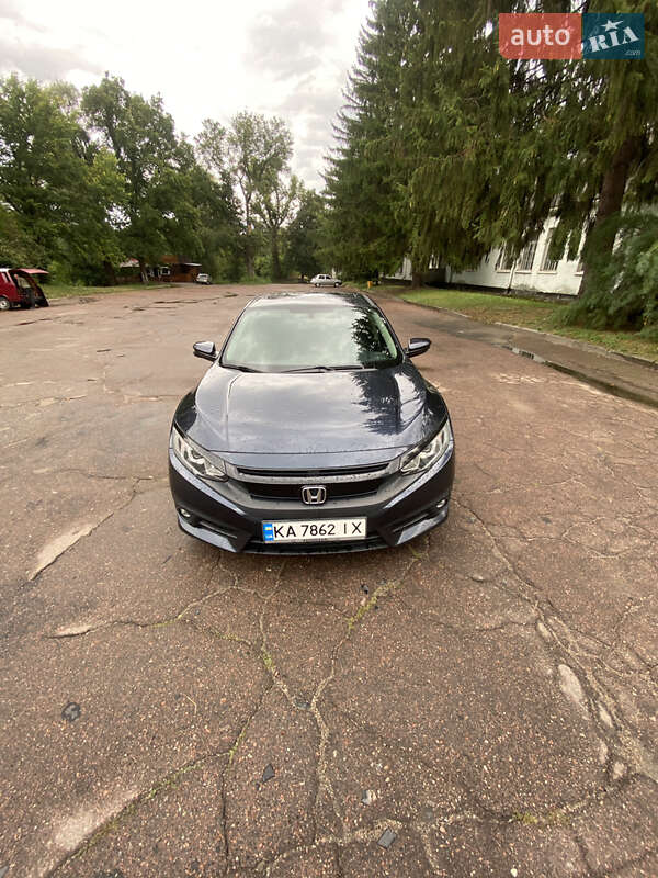 Седан Honda Civic 2017 в Черкасах