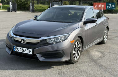 Седан Honda Civic 2017 в Львове