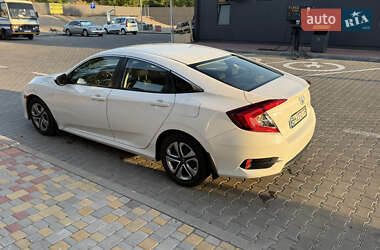 Седан Honda Civic 2015 в 