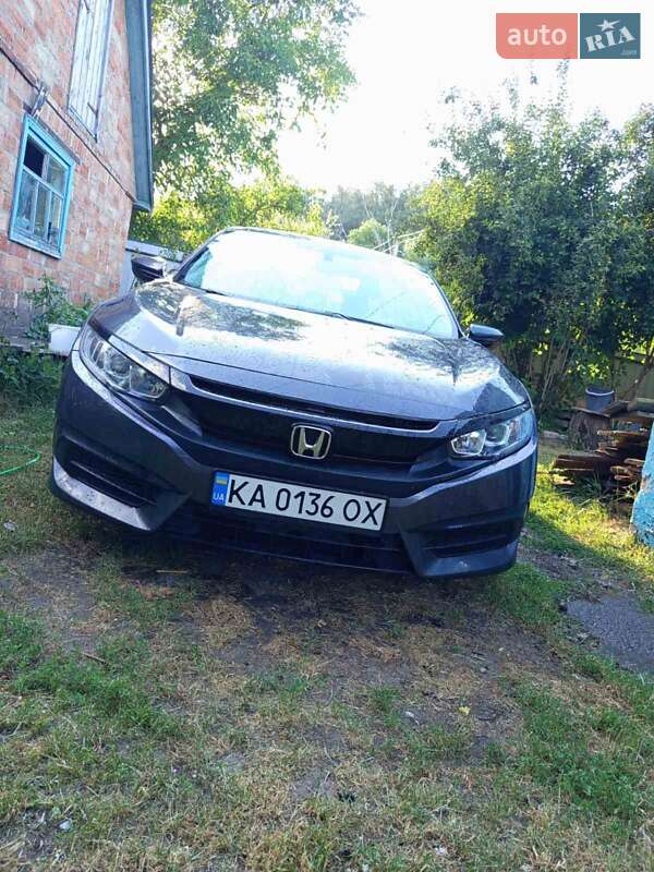 Седан Honda Civic 2016 в 