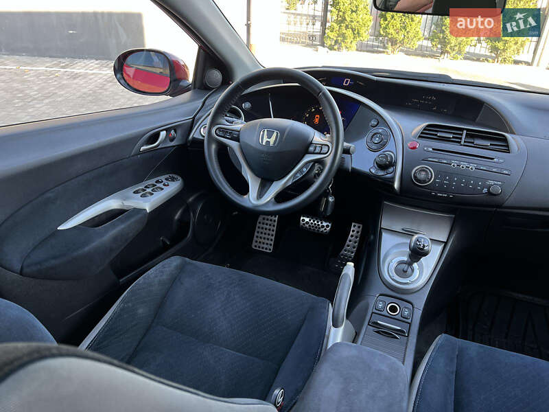 Хэтчбек Honda Civic 2007 в Крюковщине