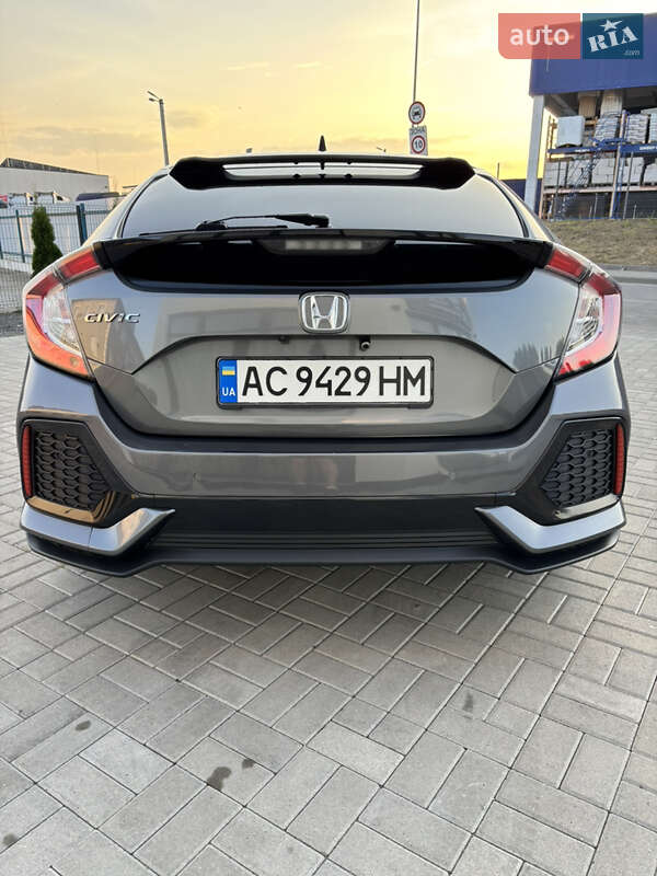 Хетчбек Honda Civic 2017 в Луцьку