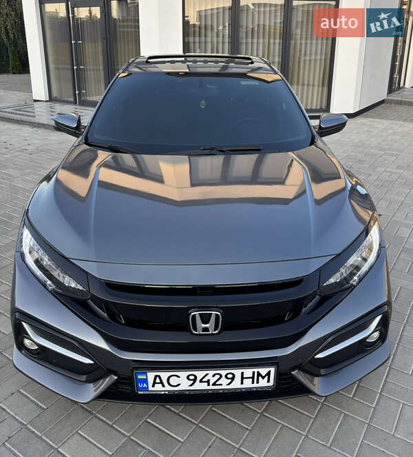 Хетчбек Honda Civic 2017 в Луцьку