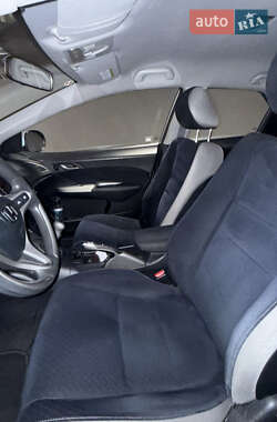 Хэтчбек Honda Civic 2006 в 