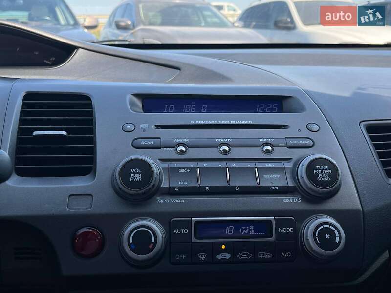 Седан Honda Civic 2008 в Львові