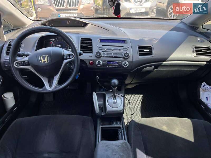 Седан Honda Civic 2008 в Львові