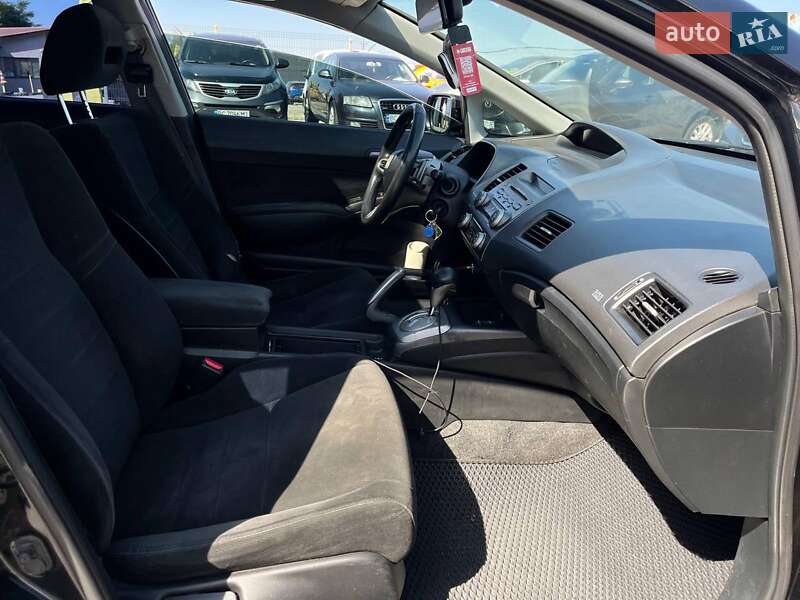 Седан Honda Civic 2008 в Львові