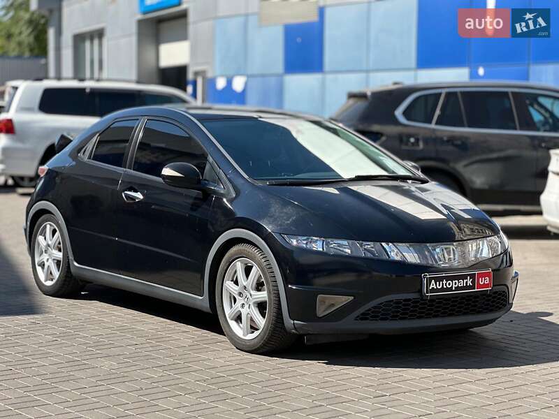 Хэтчбек Honda Civic 2008 в Одессе
