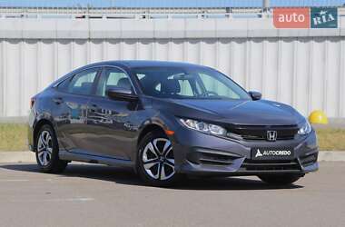Седан Honda Civic 2016 в Киеве