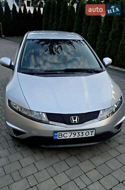 Хэтчбек Honda Civic 2007 в Львове