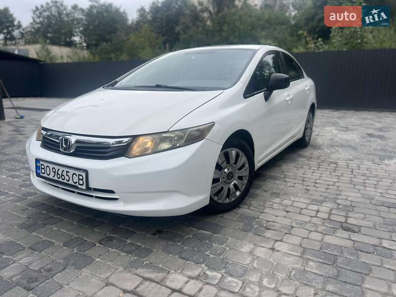Седан Honda Civic 2012 в Тернополе
