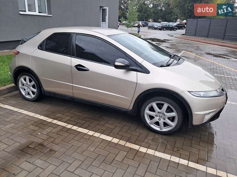 Хетчбек Honda Civic 2008 в Луцьку фото 3 Хетчбек Honda Civic 2008 в Луцьку
