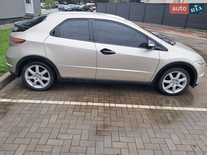 Хетчбек Honda Civic 2008 в Луцьку фото 4 Хетчбек Honda Civic 2008 в Луцьку