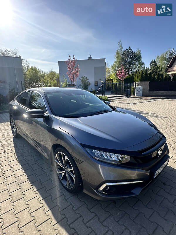 Седан Honda Civic 2019 в Киеве
