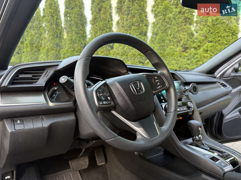 Хэтчбек Honda Civic 2017 в Трускавце