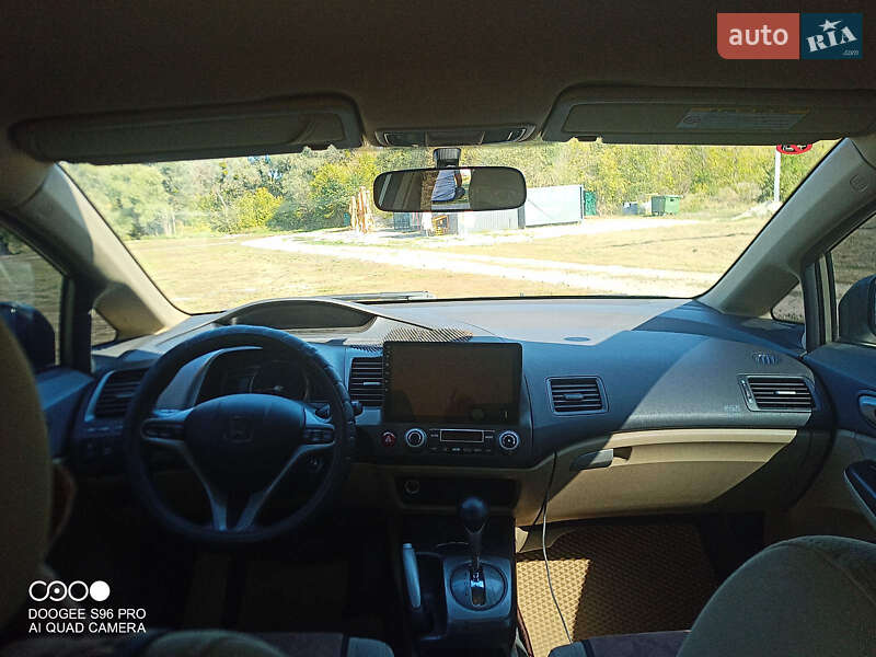 Седан Honda Civic 2008 в Лохвиці