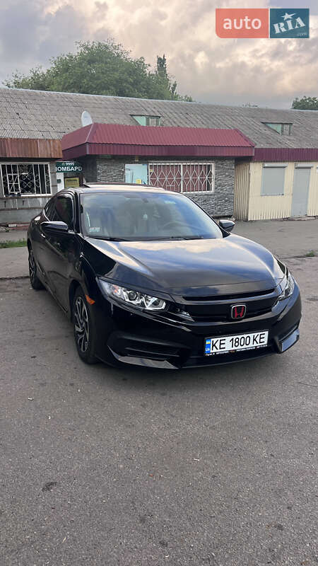 Купе Honda Civic 2016 в Покрове