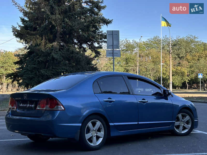 Седан Honda Civic 2006 в Николаеве