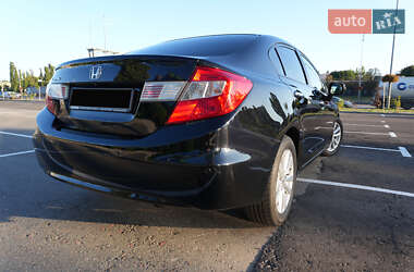 Седан Honda Civic 2012 в 