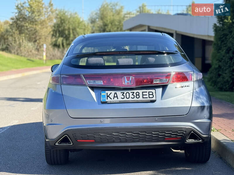 Хэтчбек Honda Civic 2008 в Киеве