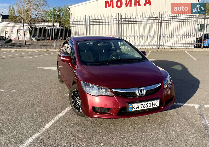 Седан Honda Civic 2011 в Киеве