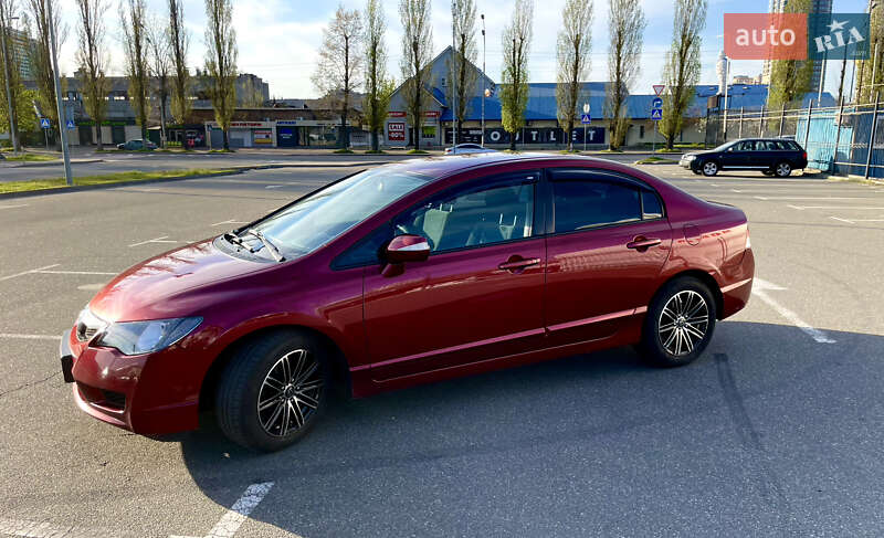 Седан Honda Civic 2011 в Киеве