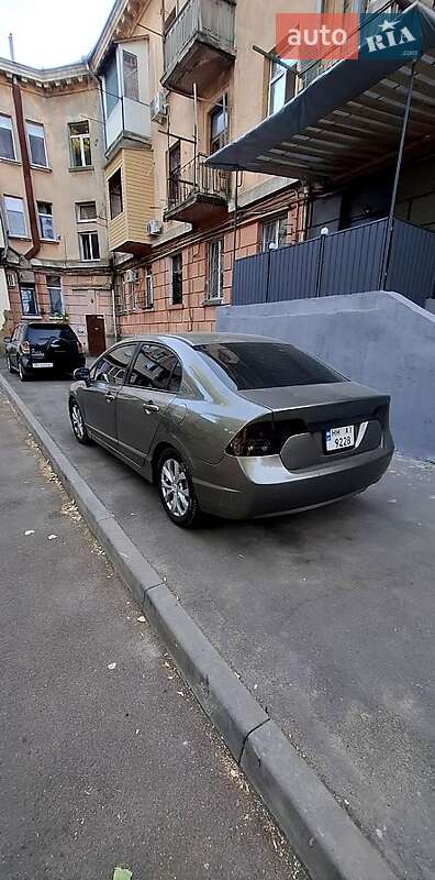 Седан Honda Civic 2006 в Одессе