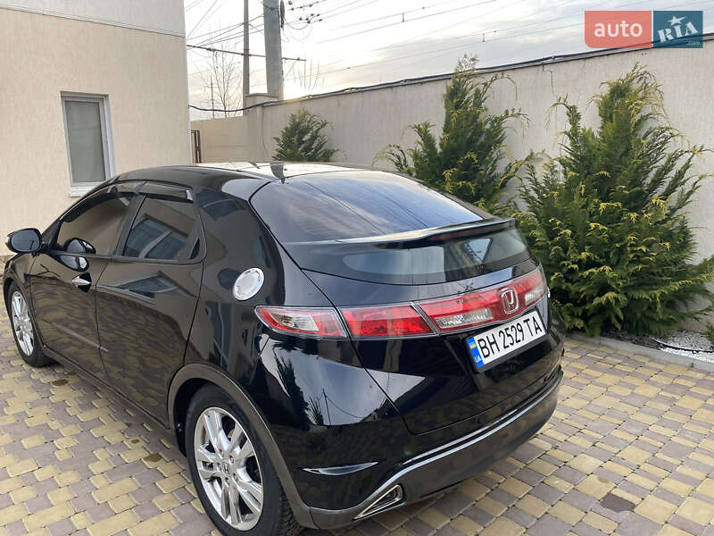 Хэтчбек Honda Civic 2008 в Одессе