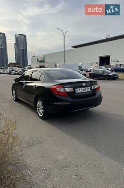 Седан Honda Civic 2012 в 