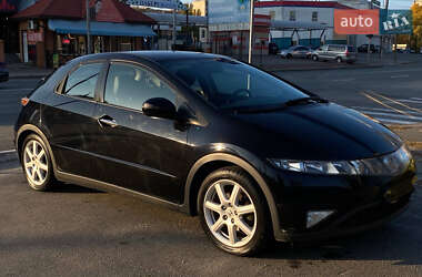 Хэтчбек Honda Civic 2008 в Львове