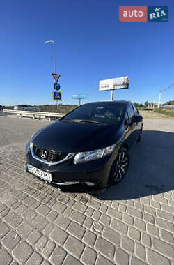Седан Honda Civic 2015 в Львові