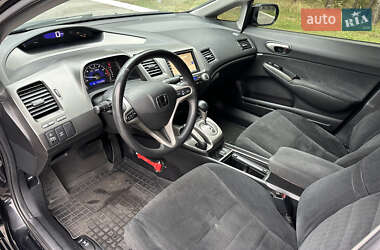 Седан Honda Civic 2010 в 