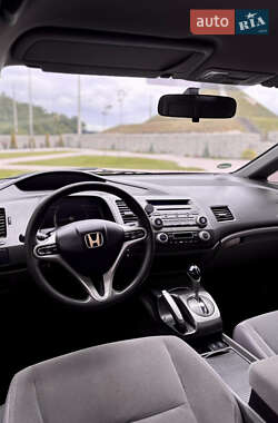 Хэтчбек Honda Civic 2007 в 